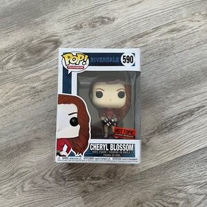 Funko Pop! Television — Riverdale Cheryl Blossom #590 (Hot Topic Exclusive)